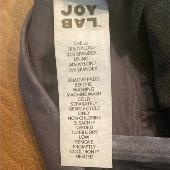 Gray Ruffled Crop Top - Picture 3 of 4